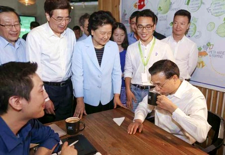 李克强在中关村喝了口“互联网泡沫”3W咖啡火了,深度笑了:原文配图 1